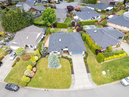 1169 Wellington Dr, Qualicum Beach, BC 