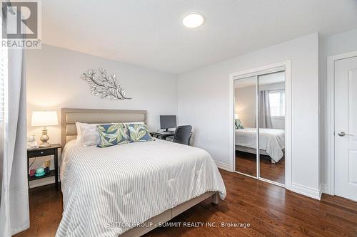 1379 Bough Beeches Boulevard, Mississauga, ON - Indoor Photo Showing Bedroom