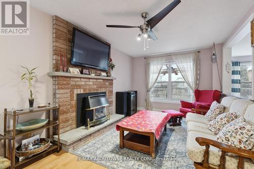 5687 Goldenbrook Drive, Mississauga, ON - Indoor Photo Showing Living Room With Fireplace