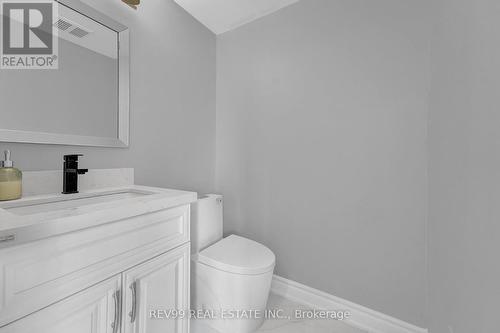 7249 Gagliano Drive, Mississauga, ON - Indoor Photo Showing Bathroom