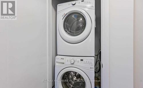 606 - 540 Bur Oak Avenue, Markham, ON - Indoor Photo Showing Laundry Room