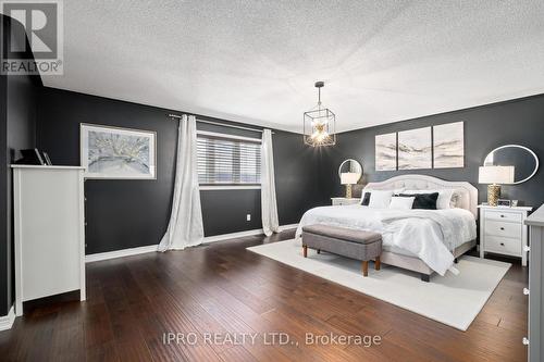 277 Church Street N, New Tecumseth, ON - Indoor Photo Showing Bedroom