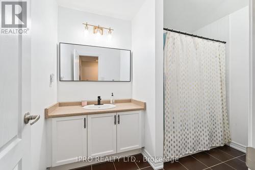 277 Church Street N, New Tecumseth, ON - Indoor Photo Showing Bathroom