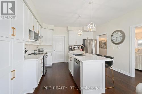 277 Church Street N, New Tecumseth, ON - Indoor Photo Showing Kitchen