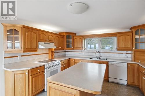 2 De La Plage, Beaubassin East, NB - Indoor Photo Showing Kitchen With Double Sink