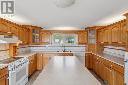 2 De La Plage, Beaubassin East, NB - Indoor Photo Showing Kitchen With Double Sink