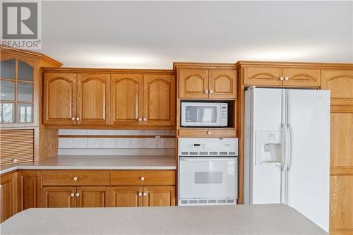 2 De La Plage, Beaubassin East, NB - Indoor Photo Showing Kitchen