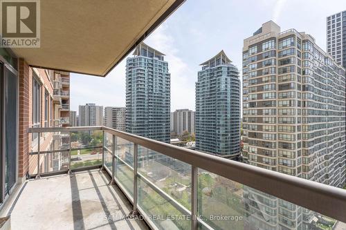 1709 - 156 Enfield Place, Mississauga, ON - Outdoor