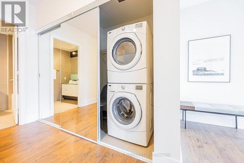 2011 - 300 Front Street W, Toronto (Waterfront Communities), ON - Indoor Photo Showing Laundry Room