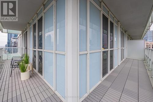 2011 - 300 Front Street W, Toronto (Waterfront Communities), ON - Outdoor With Balcony With Exterior