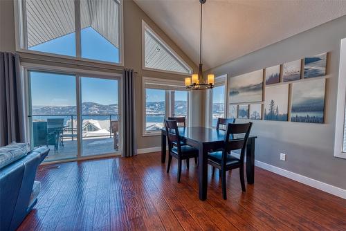 438-6973 Terazona Drive, Kelowna, BC - Indoor Photo Showing Dining Room