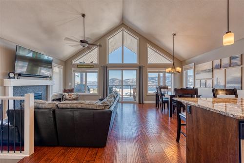 438-6973 Terazona Drive, Kelowna, BC - Indoor With Fireplace