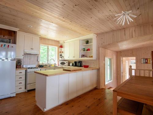 Cuisine - 2916  - 2918 Rive Du Lac-Tremblant, Lac-Tremblant-Nord, QC - Indoor Photo Showing Kitchen