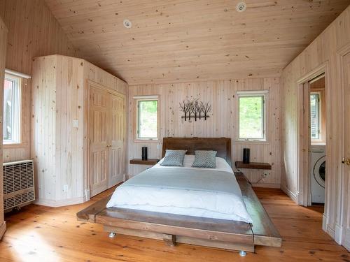 Chambre Ã  coucher principale - 2916  - 2918 Rive Du Lac-Tremblant, Lac-Tremblant-Nord, QC - Indoor Photo Showing Bedroom