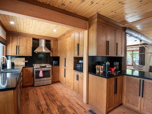 Cuisine - 3028 Rive Du Lac-Tremblant, Lac-Tremblant-Nord, QC - Indoor Photo Showing Kitchen