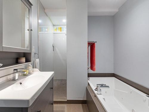 Salle de bains - 200 Rue Albert, Cowansville, QC - Indoor Photo Showing Bathroom