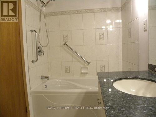 22 Water Street, Kawartha Lakes, ON - Indoor Photo Showing Bathroom