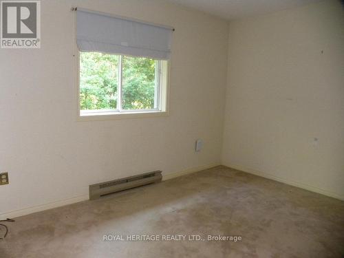 45 Little Bob Drive, Kawartha Lakes, ON - Indoor Photo Showing Other Room