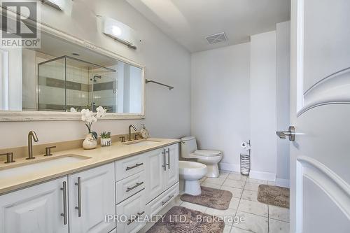 4305 - 16 Harbour Street, Toronto, ON - Indoor Photo Showing Bathroom