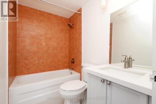 504 - 135 Maitland Street, Toronto, ON - Indoor Photo Showing Bathroom