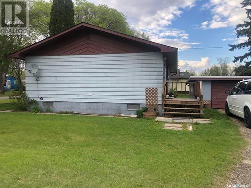 401 1St Avenue E, Buchanan, SK - Outdoor With Exterior