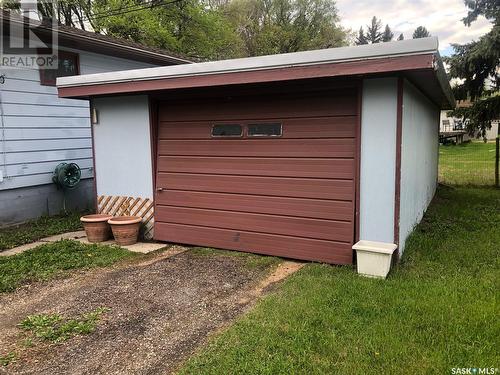 401 1St Avenue E, Buchanan, SK - Outdoor With Exterior