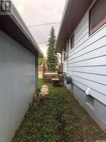 401 1St Avenue E, Buchanan, SK - Outdoor With Exterior