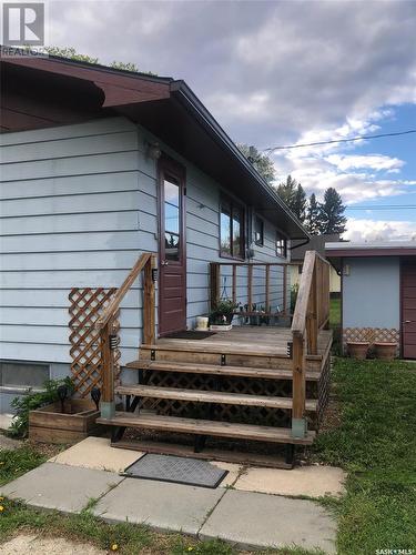 401 1St Avenue E, Buchanan, SK - Outdoor