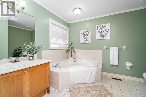 288 Fleming Drive, Milton, ON - Indoor Photo Showing Bathroom
