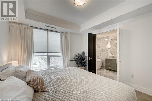 604 - 2060 Lakeshore Road, Burlington, ON - Indoor Photo Showing Bedroom
