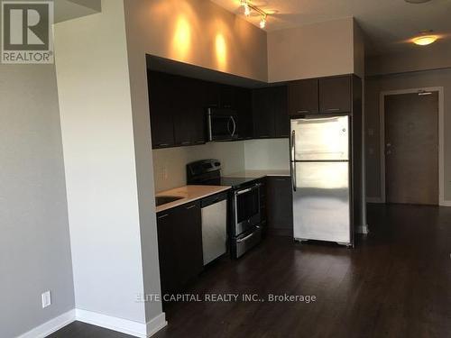 4403 - 2220 Lake Shore Boulevard W, Toronto (Mimico), ON - Indoor Photo Showing Kitchen