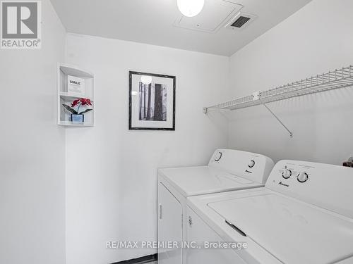301 - 270 Scarlett Road, Toronto, ON - Indoor Photo Showing Laundry Room