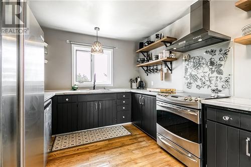 635 Kantola Road, Lively, ON - Indoor Photo Showing Kitchen