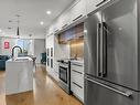 Cuisine - 301-4400 Rue D'Iberville, Montréal (Le Plateau-Mont-Royal), QC  - Indoor Photo Showing Kitchen With Upgraded Kitchen 