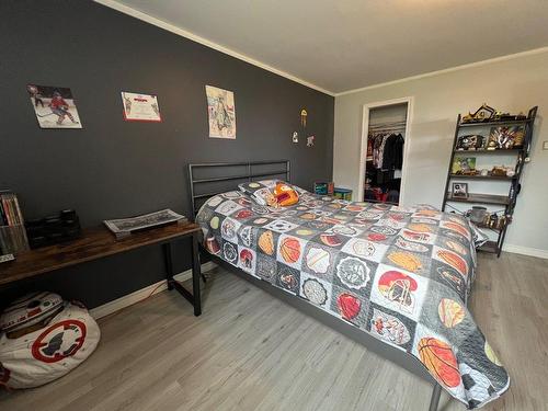 Chambre Ã Â coucher - 213 Rue Du Vieux-Moulin, Témiscaming, QC - Indoor Photo Showing Bedroom