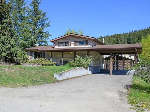 333 Wyndhaven Drive, Clearwater, BC - Outdoor With Deck Patio Veranda