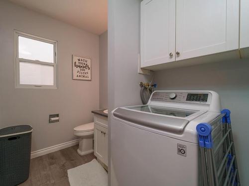 26-383 Columbia Street, Kamloops, BC - Indoor Photo Showing Laundry Room