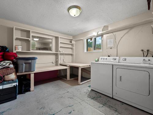 1362 Cornwall Street, Kamloops, BC - Indoor Photo Showing Laundry Room