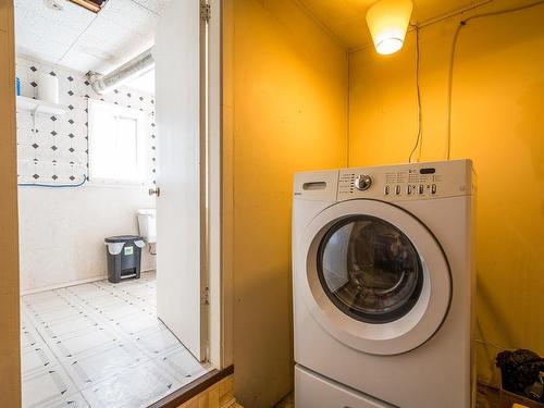 4672 Spurraway Road, Kamloops, BC - Indoor Photo Showing Laundry Room