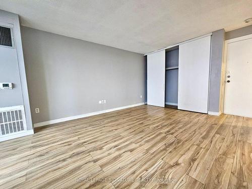 1604-720 Spadina Ave, Toronto, ON - Indoor Photo Showing Other Room