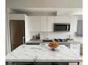 404-458 Richmond St W, Toronto, ON  - Indoor Photo Showing Kitchen With Upgraded Kitchen 