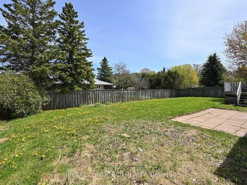 639 Willow St N, Shelburne, ON - Outdoor With Backyard