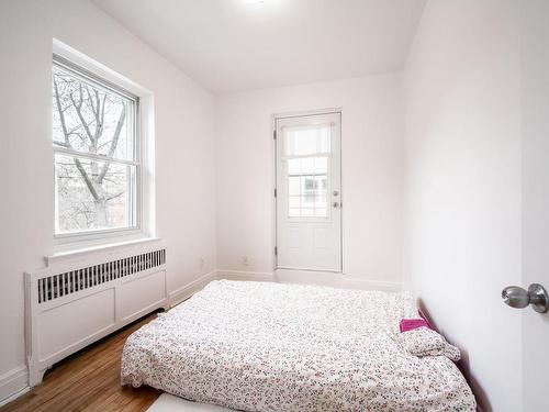 Master bedroom - 3260 Av. Ridgewood, Montréal (Côte-Des-Neiges/Notre-Dame-De-Grâce), QC - Indoor Photo Showing Bedroom