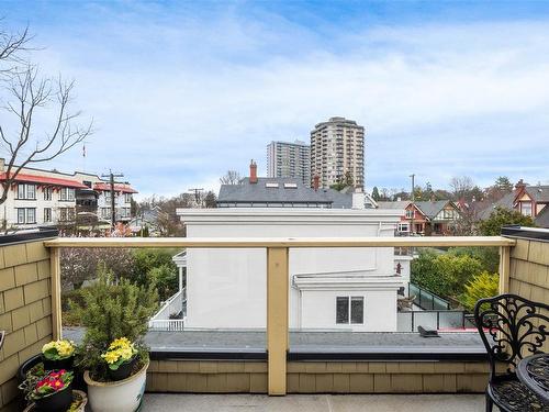 4-247 Government St, Victoria, BC - Outdoor