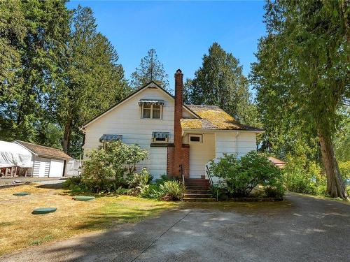 8580 North Shore Rd, Lake Cowichan, BC - Outdoor