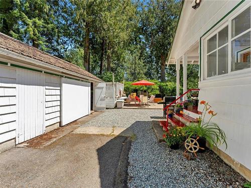 8580 North Shore Rd, Lake Cowichan, BC - Outdoor With Exterior