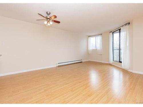 511-1745 Leighton Rd, Victoria, BC - Indoor Photo Showing Other Room