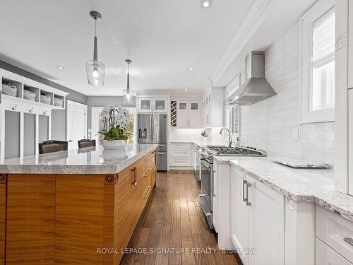 109 Symons St, Toronto, ON - Indoor Photo Showing Kitchen With Upgraded Kitchen