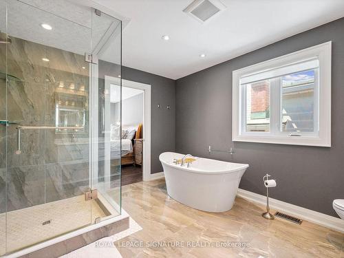 109 Symons St, Toronto, ON - Indoor Photo Showing Bathroom