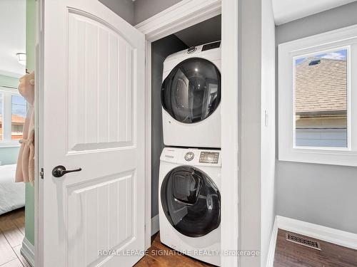 109 Symons St, Toronto, ON - Indoor Photo Showing Laundry Room